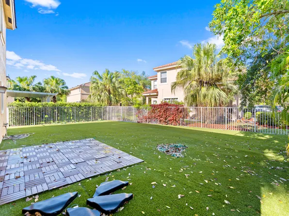904 NW 126th Avenue, Coral Springs, FL 33071