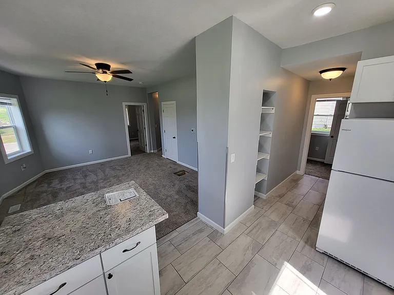 613 Pershing Ave — Photo 19