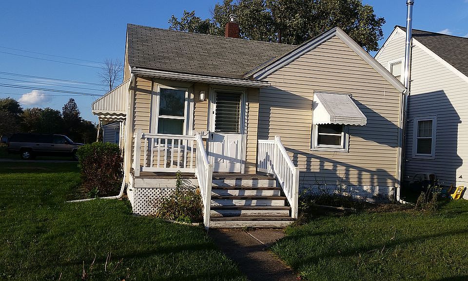 1st image of 3307 McKinley St
