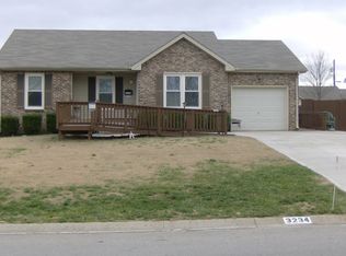3234 N Senseney Cir, Clarksville, TN 37042