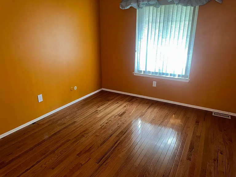 30220 Southfield Rd #243 — Photo 9