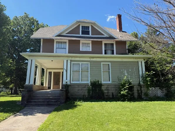 704 E Normal St, Kirksville, MO 63501