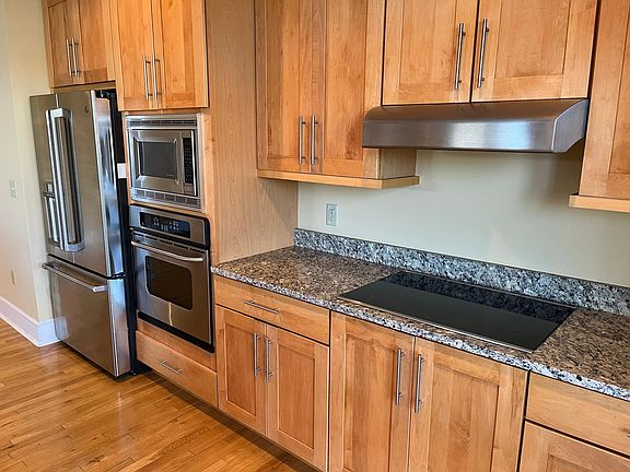 3rd image of 21 Battery Park Ave APT 406