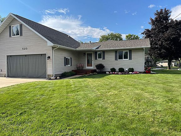 2nd image of 520 Ottawa Ln