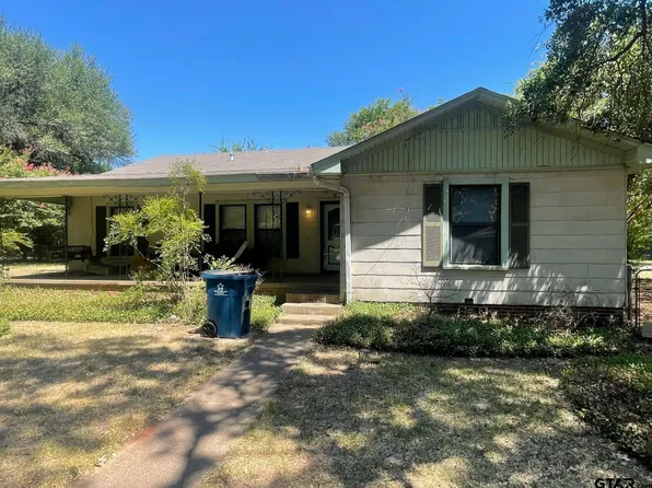 102 Ridgeway Dr, Daingerfield, TX 75638