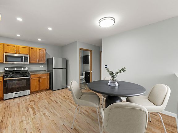 2nd image of 21544 Essex Dr