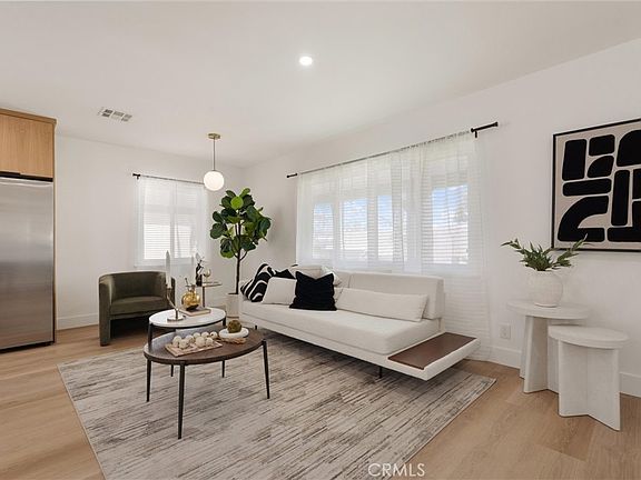 5th image of 2546 Maricopa St