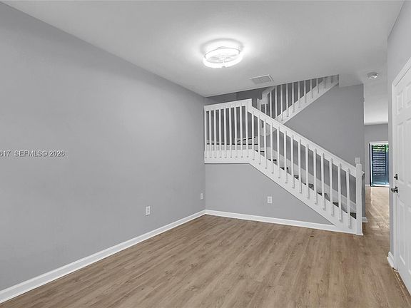 4th image of 11671 SW 150th Pl