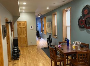1252 N Cleaver St APT 1, Chicago, IL 60642
