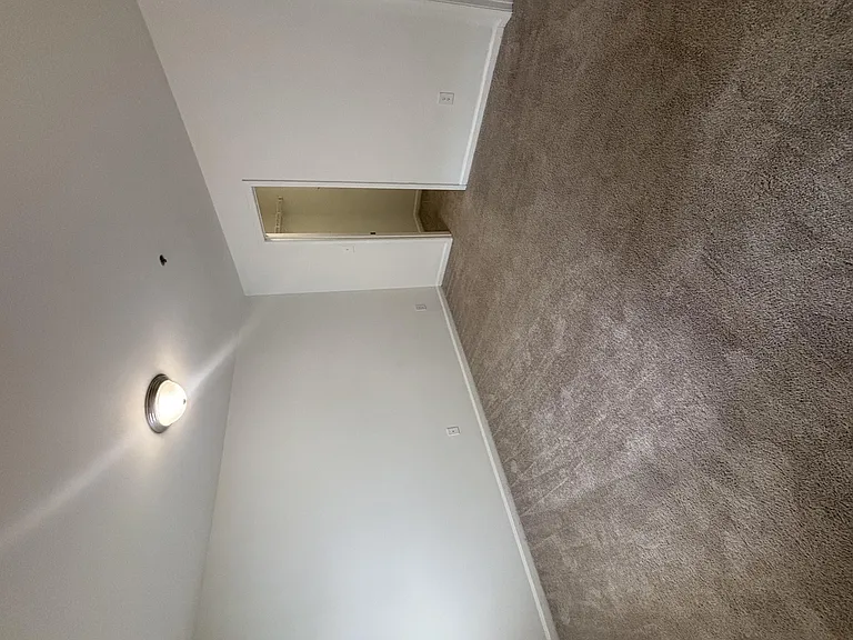 Wesley St. Claire Apartments at Lawrenceville — Photo 113