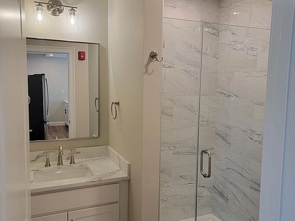 3rd image of 758 Eddy St Unit 301