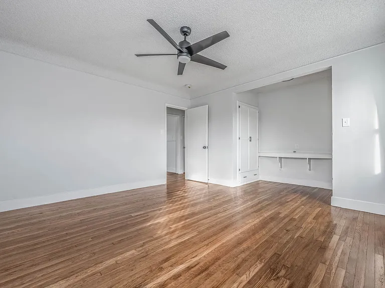 4063 Sutro Ave — Photo 15
