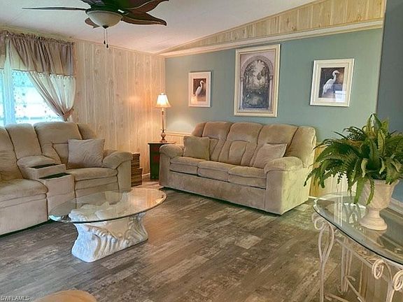3rd image of 168 Lakeside Dr