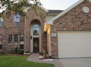9814 Memorial Crossing Dr, Tomball, TX 77375