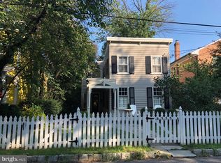 4555 Grant Rd NW, Washington, DC 20016