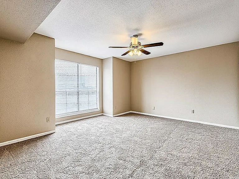 3130 Walnut Bend Ln #402 — Photo 13