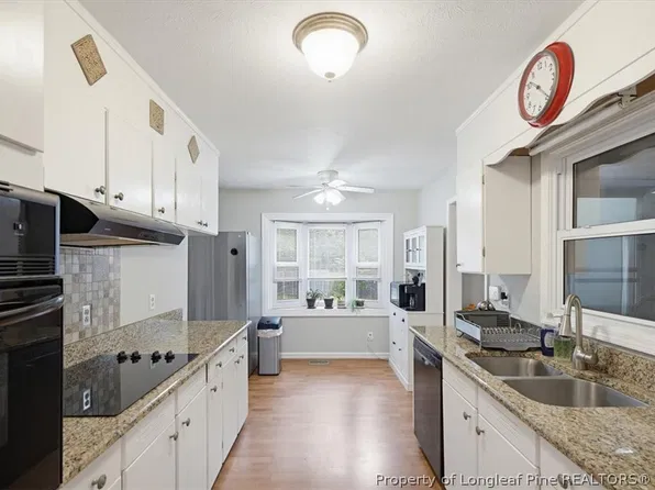 1529 Paisley Ave, Fayetteville, NC 28304