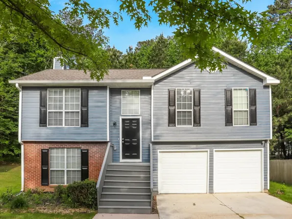 1511 Norman Xing, College Park, GA 30349