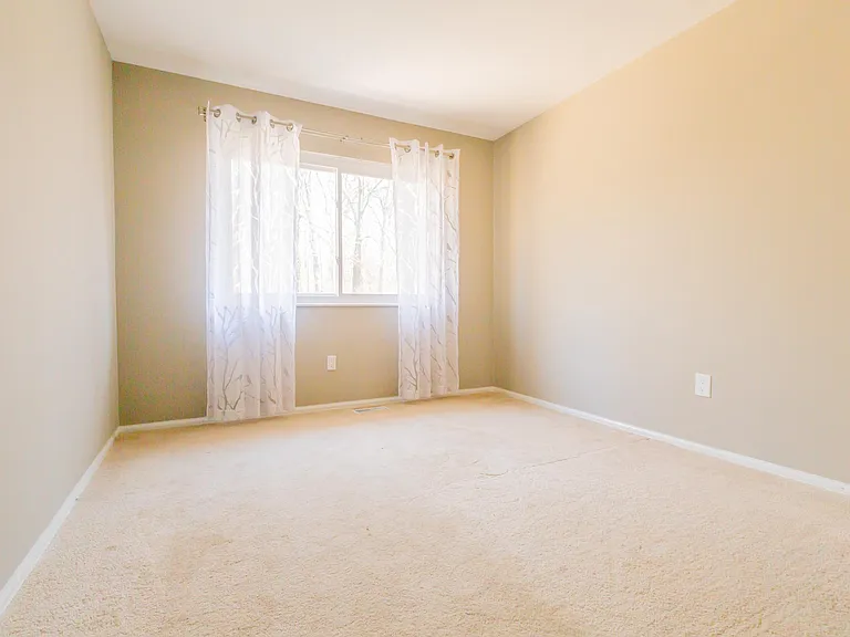 15222 Kempwood Dr — Photo 23