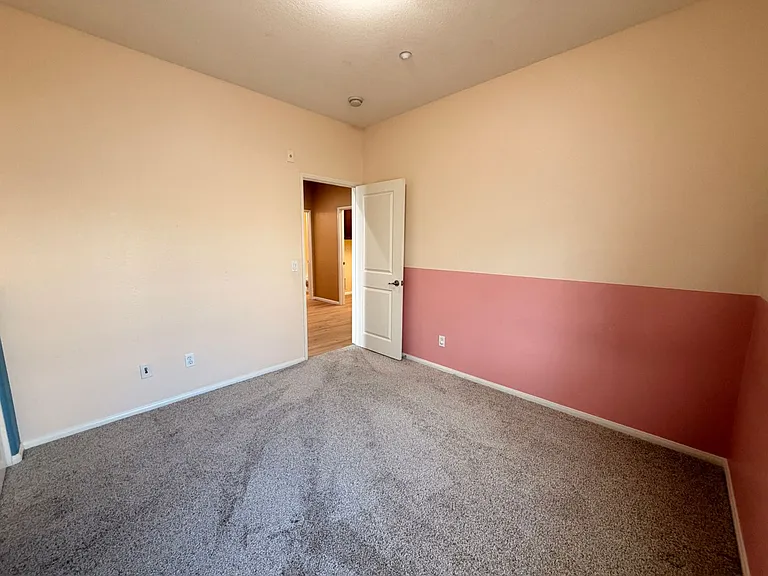 1729 Cripple Creek Dr #4 — Photo 18