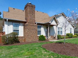 800 Shenandoah River Rd, Chesapeake, VA 23320