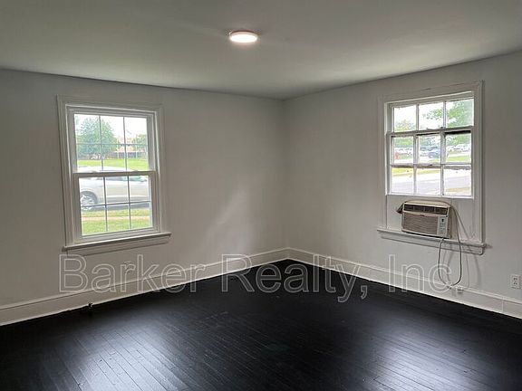 5th image of 1014 Gorman St