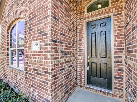 3rd image of 7528 Errandale Dr