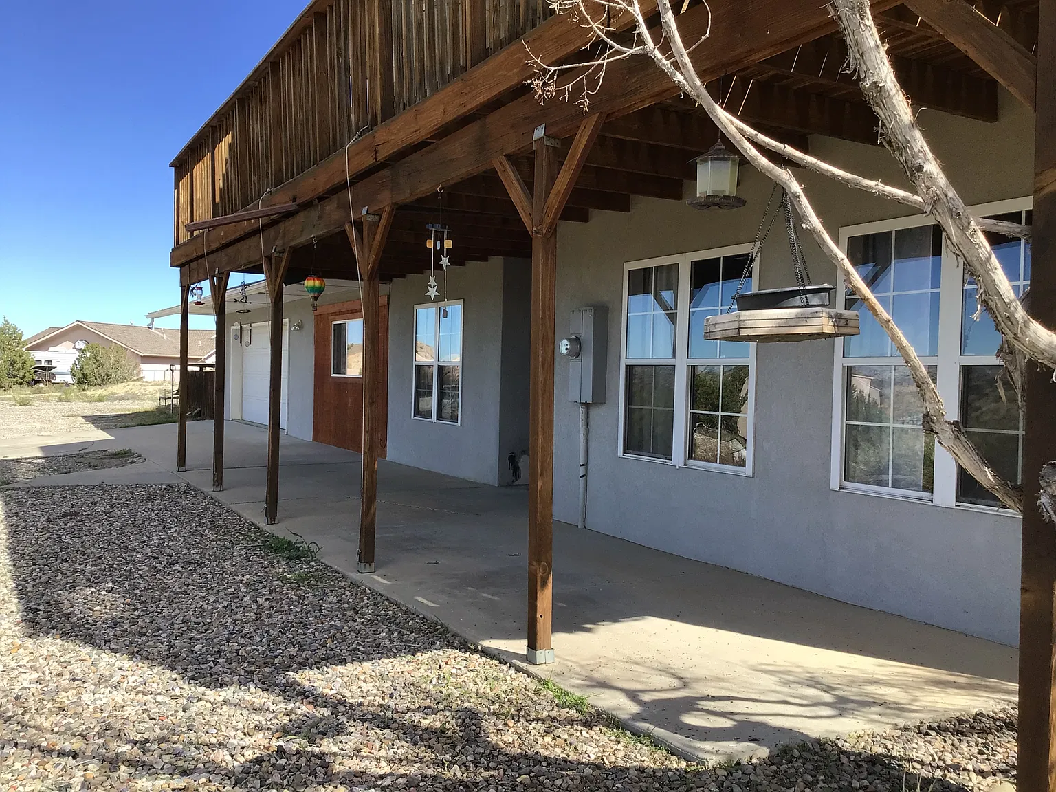 3 bed, 2100 sqft, $2,200 — Photo 2