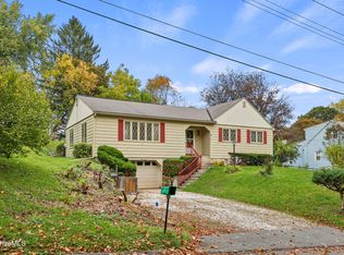 20 Franklin St, Pittsfield, MA 01201