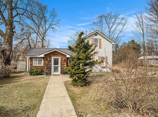 53706 Parkville Rd, Three Rivers, MI 49093
