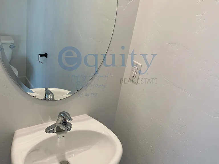 4218 W Coral Pink Ct #1 — Photo 21