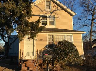 125 East Ave #2, Valley Stream, NY 11580