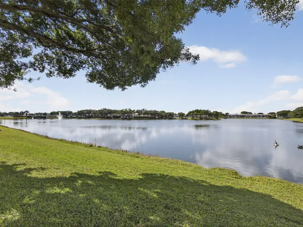 51 Stratford D, West Palm Beach, FL 33417