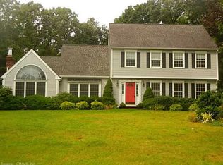 18 Kelsey Springs Dr, Madison, CT 06443