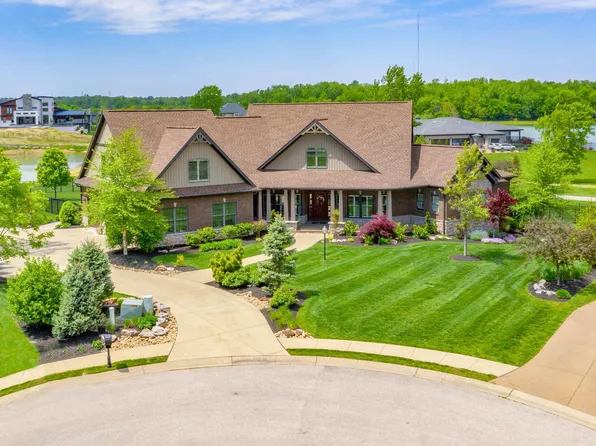 5544 Victoria Bluffs Dr, Newburgh, IN 47630