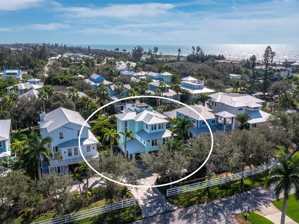 333 Firehouse Ct, Longboat Key, FL 34228