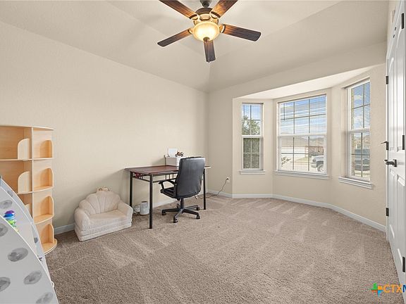 5th image of 704 Hailie Dr