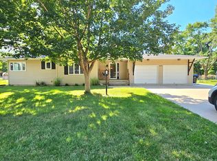 413 Apollo St, Silver Lake, KS 66539