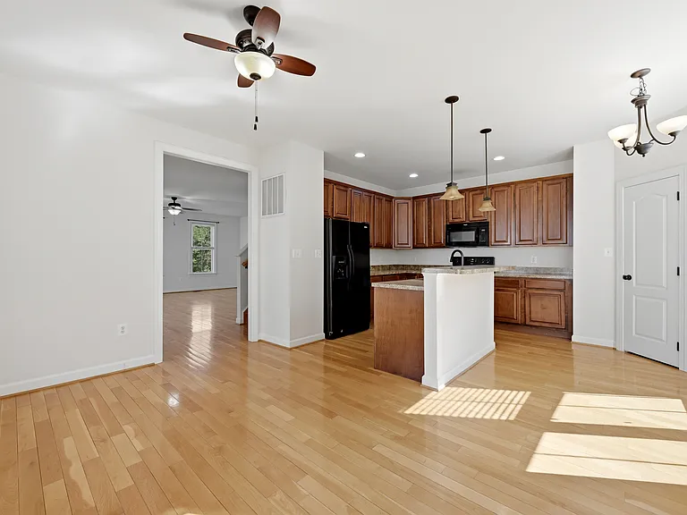 5228 Pan Tops Dr — Photo 9