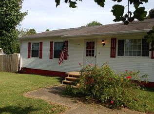 3233 Virginia Ave, Hurricane, WV 25526