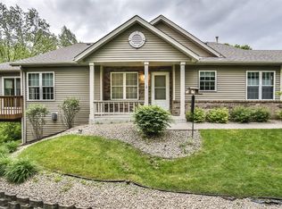 5804 Willow Ln, Shoreview, MN 55126