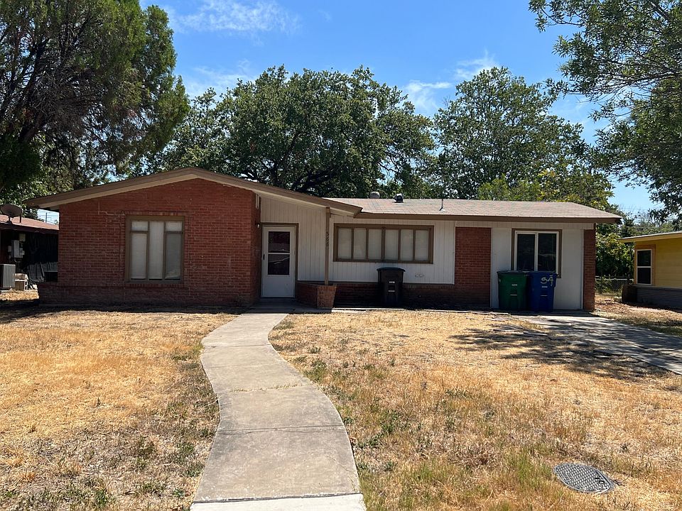 566 Blaze Ave, San Antonio, TX 78218 Zillow