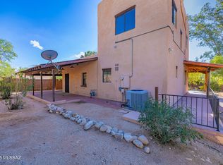 6945 N Oracle Rd, Tucson, AZ 85704