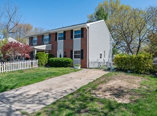 8575 Beacon Point Dr, Pasadena, MD 21122