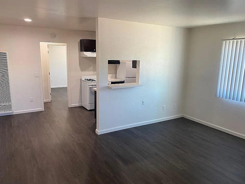 1st image of 1801 J Ave #1811