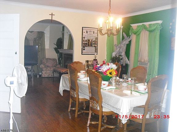4th image of 25 Warrington Pl