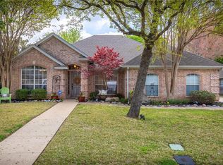 3608 Bordeaux Ln, Hurst, TX 76054