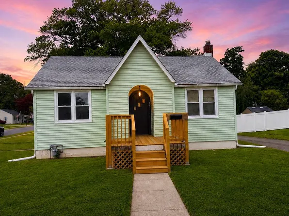 57 Ohio Ave, Blackwood, NJ 08012