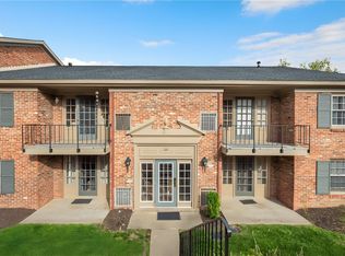 1010 Chatham Park Dr APT J, Pittsburgh, PA 15216