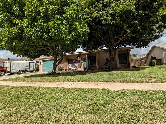 4th image of 11861 NW 36th Place